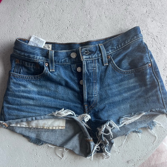 Levi 501 shorts - Picture 1 of 5